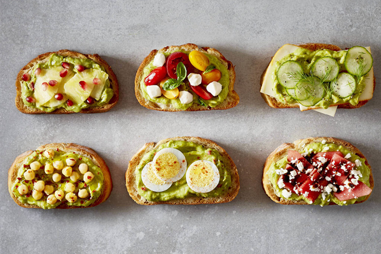 Guacamole Toasts